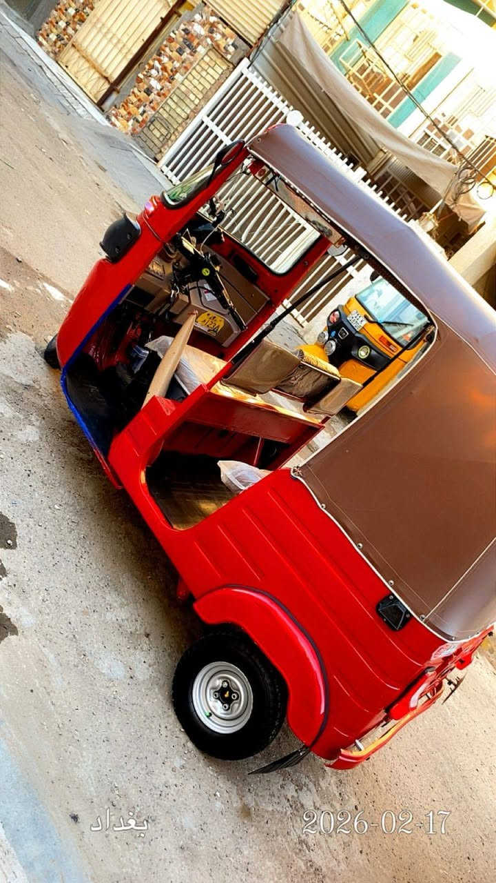 السلام عليكم تكتك 18مكفوله من الضربه مصبوغه عام جماليه مال جناي  التكتك ماشتغل بيها    
وماتصرف. عليها ربع كبل الشارع التكتك بسمي تحويل ثاني يوم  السعر 6وبيها مجال للشراي 
العنوان الشعب نهايت الفورتات ***********
