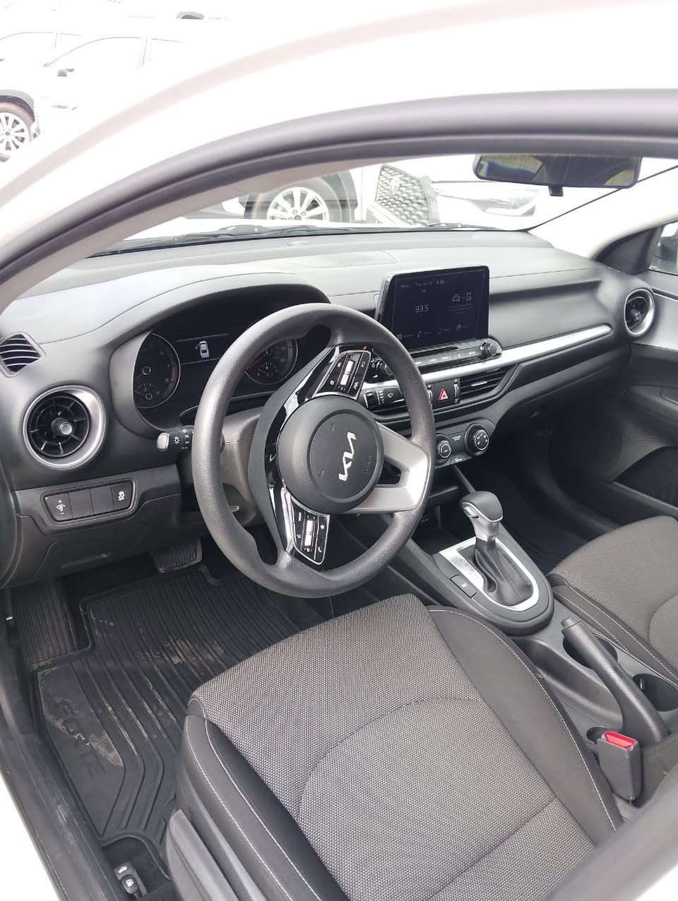 سلام عليكم
كيا فورتي 
موديل 2022
مواصفات نص فول 
ماشيه 21 ألف ميل 
حادثه فقط بونيد بدون ايرباك 
حجم مكينه 2000 دوش
رقم سياره سليمانيه 
مكان سياره سليمانيه 
سعر 168
رقم ***********
