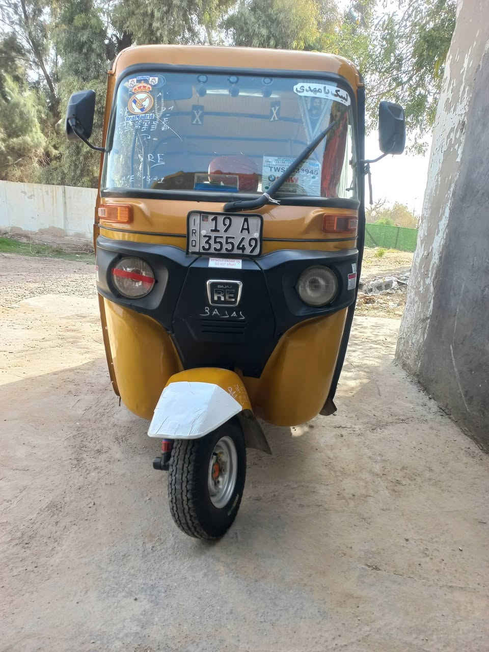 السلام عليكم تكتك ٢١ تكتك نضيفه تراي مال زيرو بسمي تحويل ثاني يوم رقم انكليزي تكتك اي صوت مابيهه خير من الله اكسل محرك مكفول  بيها طخه ومصلحه جوة بك لايت تجي وتكلب وتقتنع يلا تاخذهه  عارضها ٧٧٠٠ بيها مجال ماموجود عل نت اتصل مكان المحمودية [***********] [***********]
