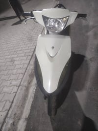 ماكس عدله لبيع السعر 500 وبيه مجال  الدراجه نضيفه كلشي ماعيزه  الدراجه...