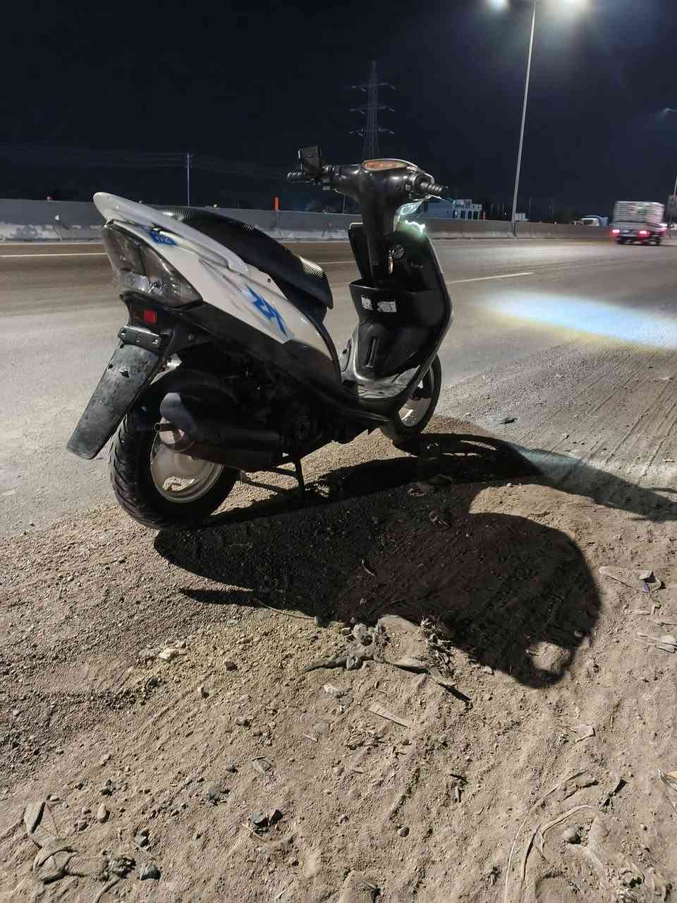السلام عليكم ماكس عدله للبيع
تايرات الامامي والخلفي جديد بنز كلج جديد 
بوشه وبستم ولفات كله تخم الدراجه حلوه وناعمه ونشطه الدراجه بلاديه للاخير
السعر 480 وبيها مجال جداً بسيط العنوان بغداد التاجي مقابيل منشأة نصر ***********الكورك بي واتساب

***********

