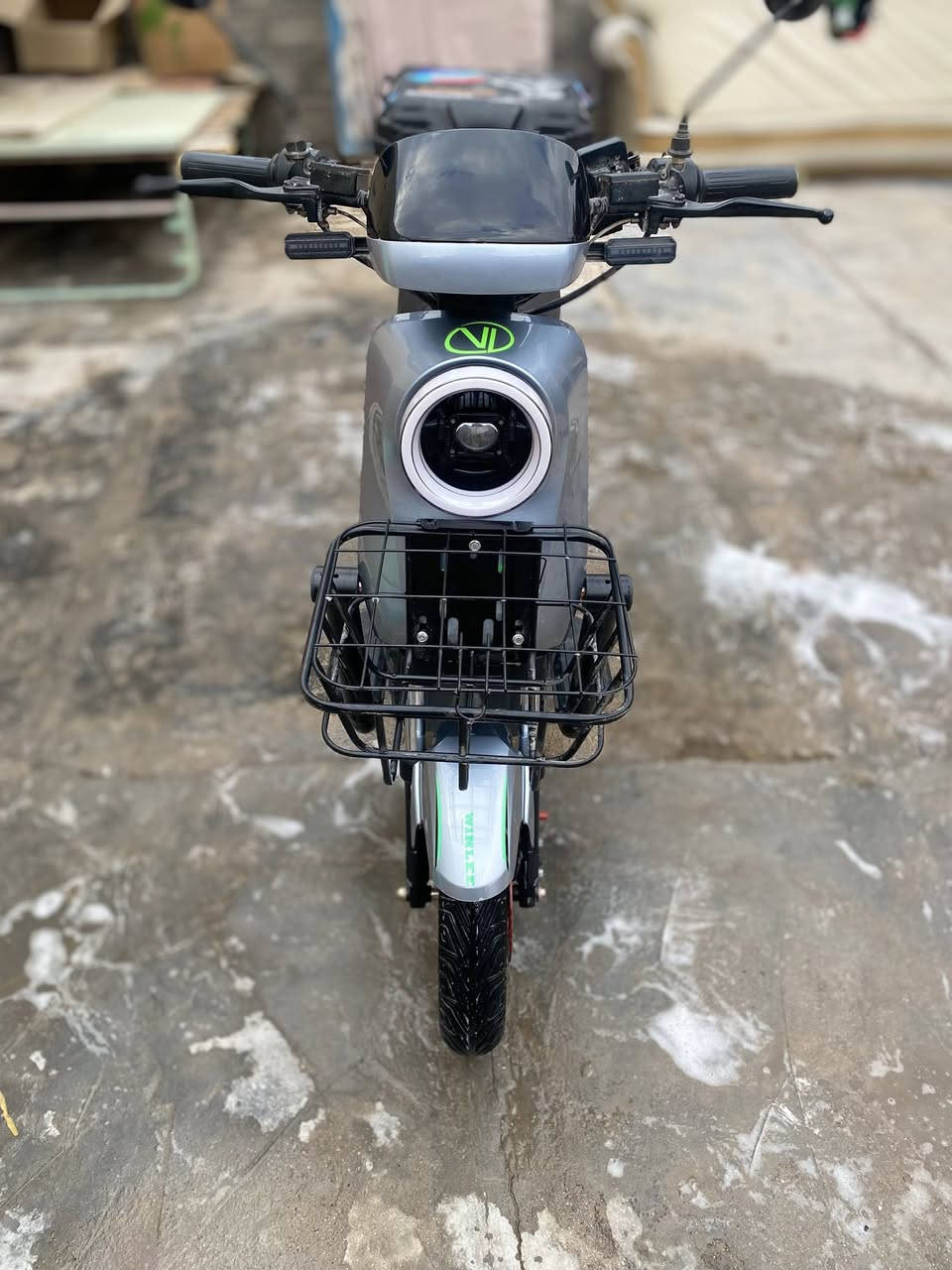 السلام عليكم دراجة x900دراجة خير من اللة استخدام شهرين دراجة جديدة المكان البصرة خور الزبير السعر 500هاذ رقمي ***********
