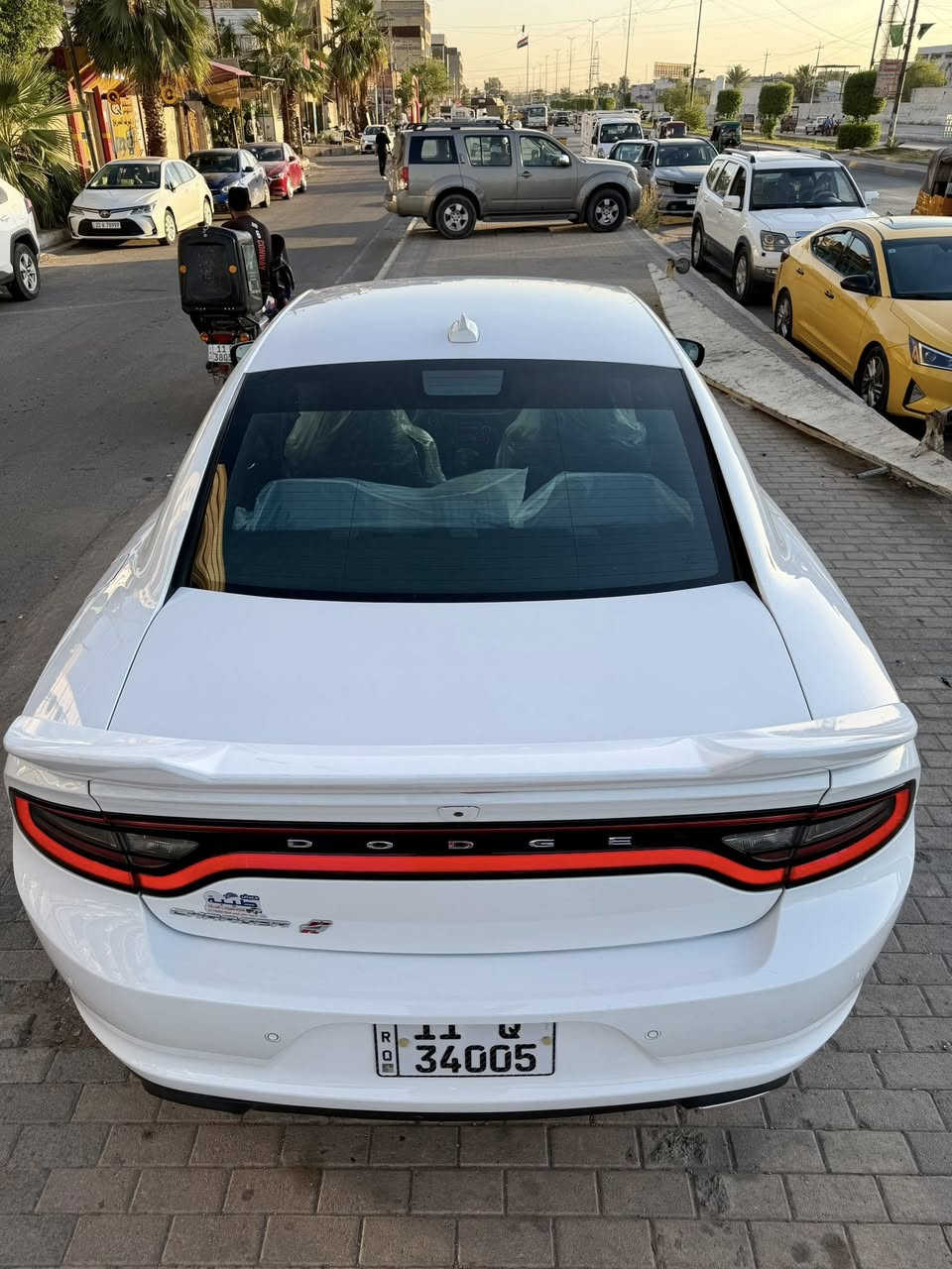 السلام عليكم
تشارجر موديل 22 
6 سلندر 
فوول ماعدا الفتحه 
حادثها جاملغ و بنيد وشادنيهم بدون صبغ 
سيارة مكفوله من لغد ، شاصي 
فقط بيها يارباك ستيرن 
ماشية 54
سيارة جديدة بمعنى الكلمه 
سيارة فرويل 
سيارة بأسمي 
رقمها جديد و سنويتها لل30 
منظومة لايت زنون 
استخدام شخصي فقط 
عنوان السيارة بغداد شارع فلسطين 
السعر 205 وبيها مجال 
الرقم *********** )سونر موجود داخل الصوره)
