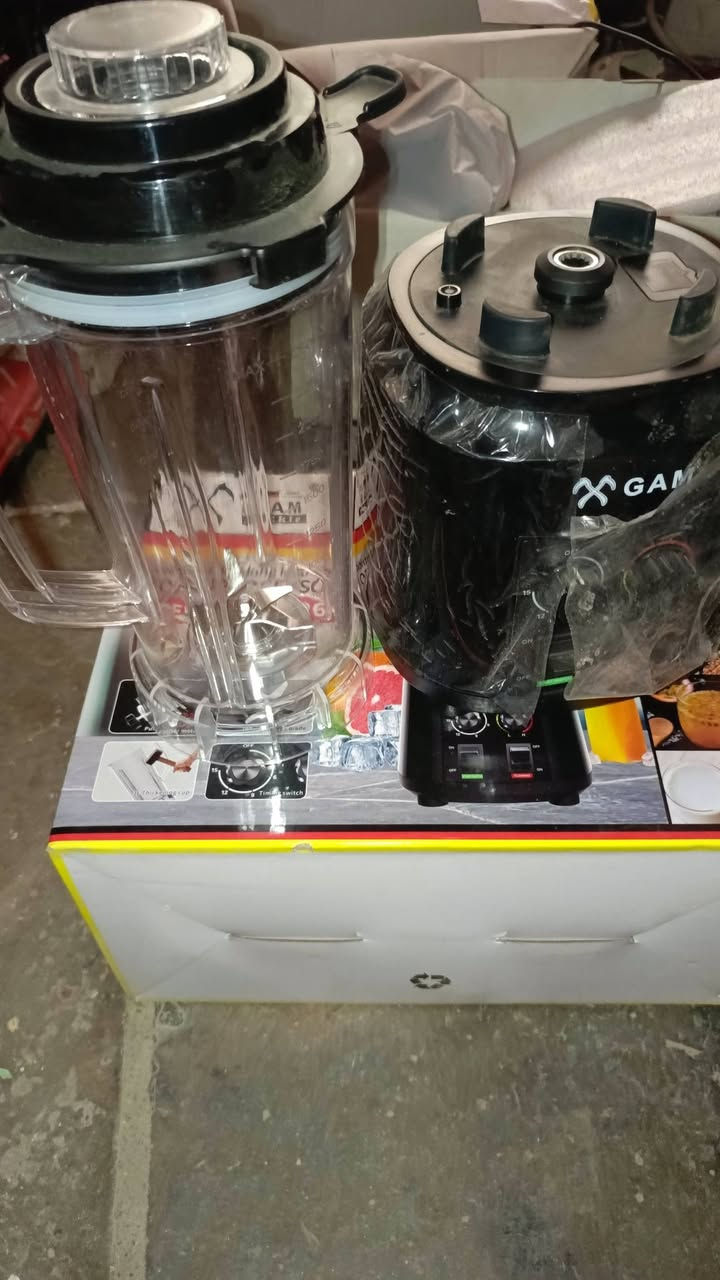 للبيع كلمن وسعره  جديد
3 خلاط

فاكهة اصطناعية

***********
