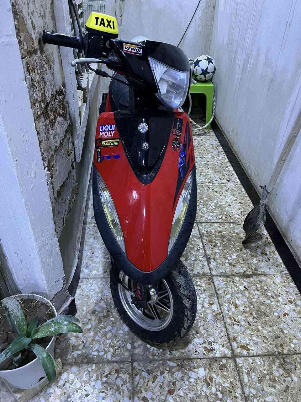 سلام عليكم دراجه ماكس عدله للبيع دراجه رمبه نضيفه مكينه ما مفتوحه الدراجه كفراتها البلاديه موجوده لونها رصاصي عليها صالنصه FM. السعر 750 وبيه مجال للاتصال على الرقم ***********
