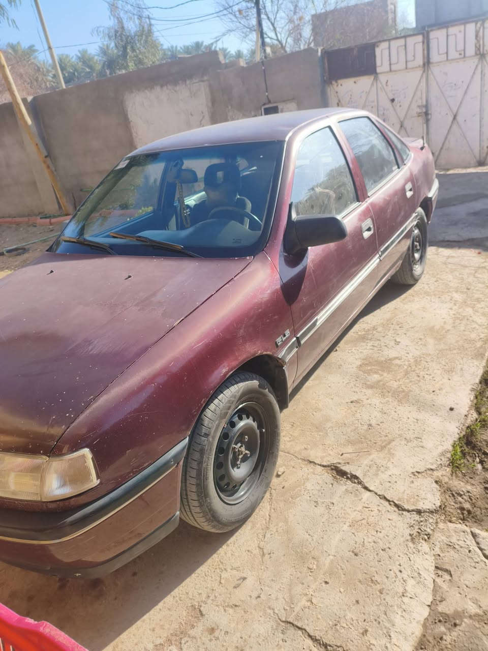اوبل فكترا 1990
السعر 30 ورقه و بيهه مجال كلش بسيط
رقم انكليزي ديالى هزه جديده يعني تحول كبل
تخم تاير جديد ويل جديد
كهربائيات جاهزه من كلشي
اي نقص ما بيهه محرك 1600 مكفول
بور ستيرن مكفول
سياره ترايك للبصره 
مكان السياره ديالى الخالص 
و حاليا موجود بغداد هم 
***********

