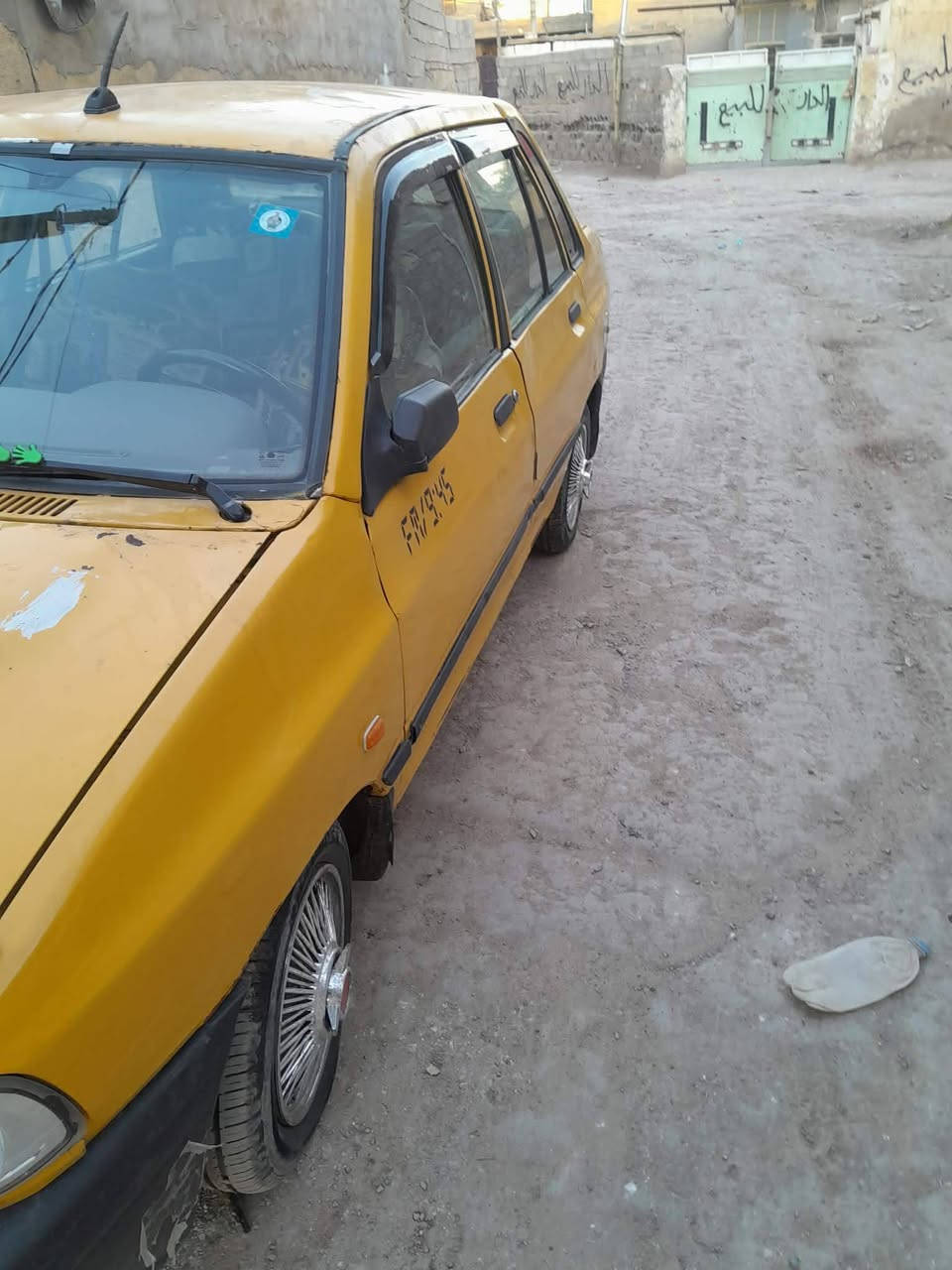 سلام عليكم سيبه موديل 2012سيره خير من الله مصفره هيه وغرامات كير ومكينه مكفول سعر ٢٦وبه مجال حك جيه مكان بغداد مشتل وسيره بسمي رقم ***********
