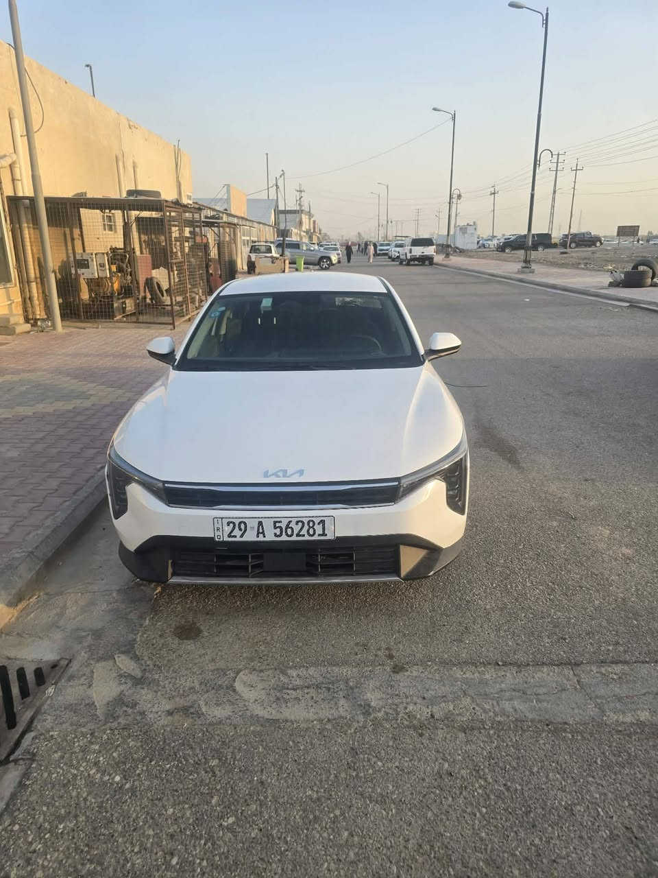 السلام عليكم 🌹
🚗 للبيع – كيا K4 EX
موديل 2025 | لون أبيض | وارد أمريكي

سيارة نظيفة جداً، دخول جديد، جاهزة بالكامل وما بيها أي نقص، ممشى 25 ألف فقط.

التفاصيل:
🔹 الضرر: بونيد + جاملغ فقط
🔹 صبغ فقط بدون تبديل
🔹 بدون دواخل

المواصفات:
✔️ نص فل
✔️ محرك 2000
✔️ دوش شاحن
✔️ شحن وايرلس
✔️ تبريد بالشاشة
✔️ ويل كروم

الأوراق:
📌 رقم واسط
📌 رقم شهداء
📌 وكالة عامة

📸 صور السونار وصور الضرر مرفقة
📍 الموقع: واسط / الكوت
📞 ***********
