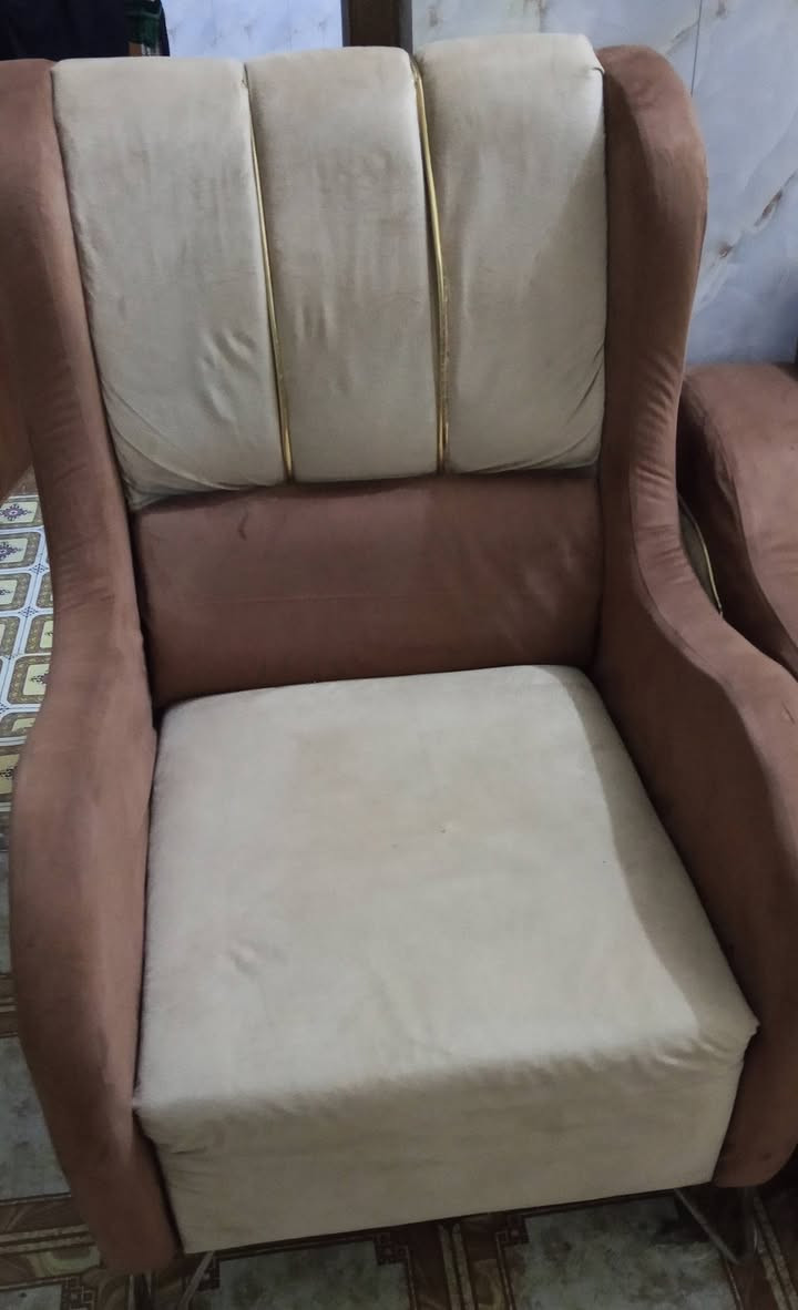 كراسي اثنين للبيع نظيفات بسعر 50 وبيهن مجال بسيط


**إذا كنت صاحب هذا الإعلان وتريد حذفه لأي سبب، رجاءا أرسل رسالة إلى الدعم الفني**