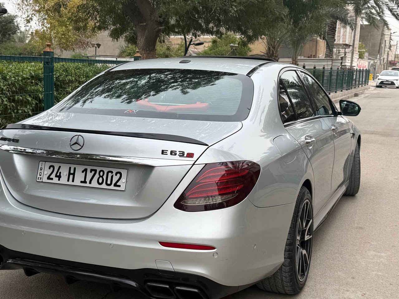 مارسيدس بنز E300 كلاسك للبيع
 موديل 2017
اوتو بارك
حساس360 
داخل لدات 64 لون
داخل عمل احترافي روز رايز 25 لون
شاشة متصلة طويلة
كشنات جلد كهربائي
جنطة كهرباء
اربع بصمات
5 انظمه قيادة
رادار امامي خلفي كم
نقطه عمياء
كشنات تدفئة
استيرن تدفئة
4 ثيمات الشاشه متغير
ويل 19 فورجد 
السياره عليها كت كامل C63 اصلي
بعد بيهه هوايه مواصفات
وارد امريكي حادثها جاملغ وبنيد (ايرباك طاك وراجع سستم)
رقم شمالي هزة 98‎%‎ قبل شهرين
ماشيه 106 الف ميل
مكانها الدورة/ المهدية
#السعر النهائي 25 الف دولار (شدتين و50 ورقة)، واي استفسار اني حاضر
(***********) بغداد, العراق
