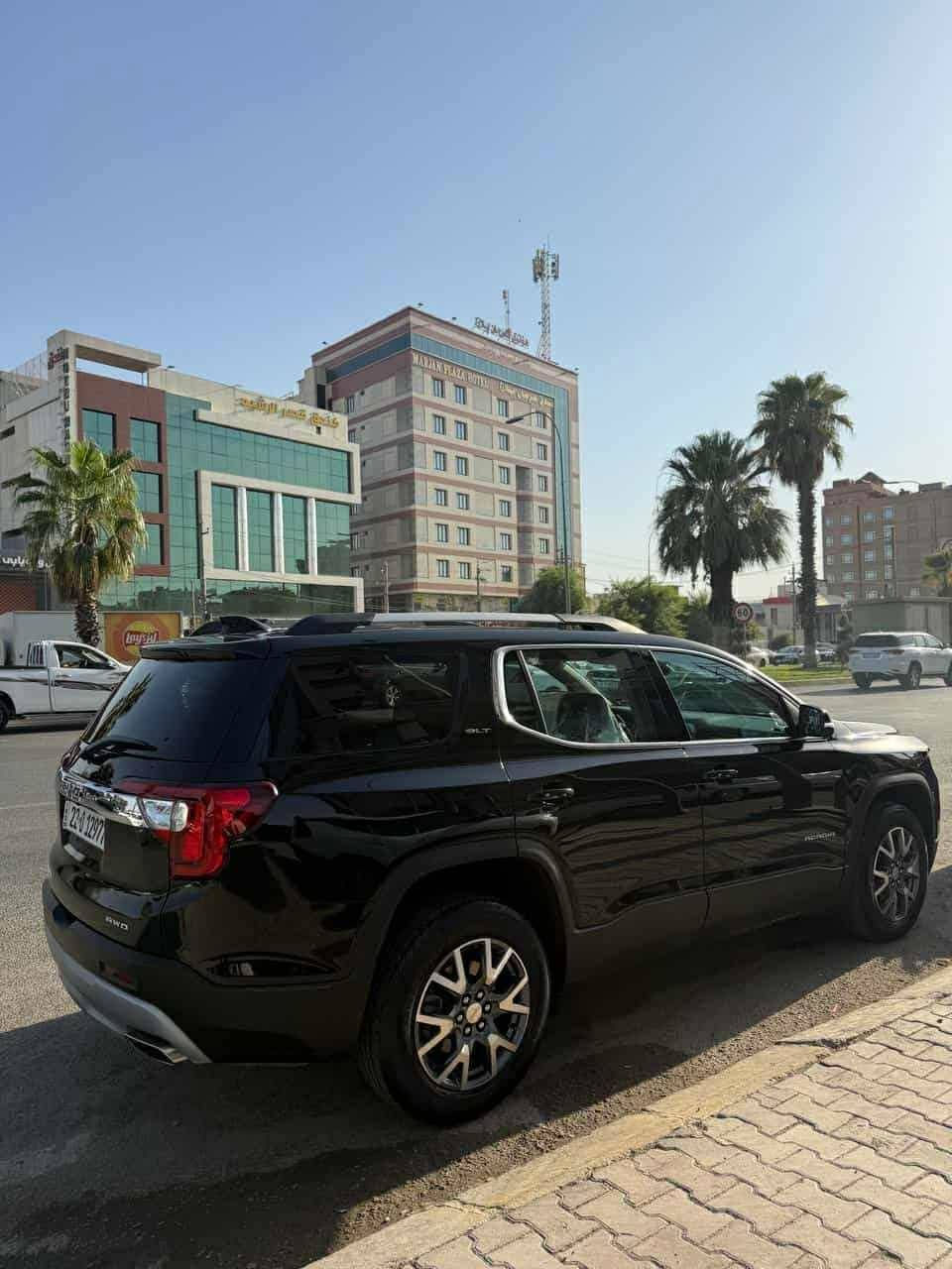 GMCاکادیا ۲۰۲۳ مواصفات sit فول عدا البانوراما رقم اربيل الدولي الجديد بأسمي
محرك ٦ سلندر 3500   كشنات جلد vib منفصل تدفئة كشنات هزاز حوادث في كشن السائق 7 راكب رادار امامي وخلفي 
 بدون حادث بدون صبغ اي قطعه عدا الكلير بالجنطه بدون حادث 

وبعد بيها هواي مواصفات حلوة  

مكاني الديوانيه  السعر 248 وبيه مجال بسيط 
رقمي ***********
***********
