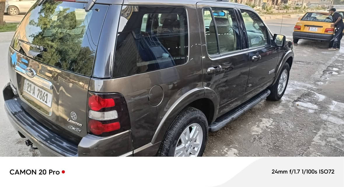 فورت اكس بلور امريكي سياره جديده حيل كفالة عامه من كلشي مودل ٢٠٠٨ البنيد جارد ورشته بس 
***********
