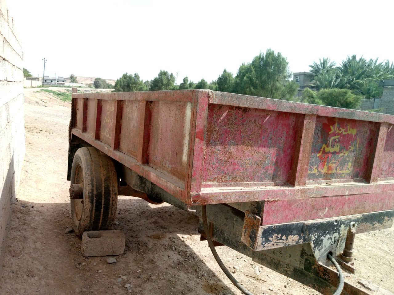 السلام عليكم عربانه عمل نضيفه تايرات 22ونص اكسل درجه اوله جك بشرط قلابي بشرط نضيفه كلش لتواصل والاستفسار اتصل ع رقم***********
