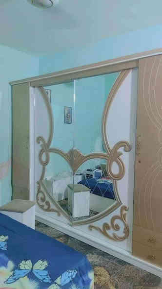 للبيع غرفه تركي قطع ٩ سعر ٣٧٥ وعنوان فلوجه حي الأندلس قرب أسواق الخزرجي رقم *********** للإستفسار
