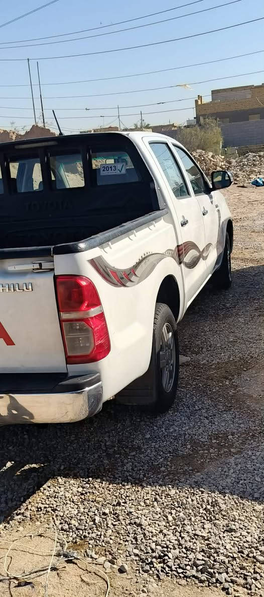 سلام عليكم للبيع بيكم فلاونزه 2013
سيارة جديدة معنه الكلمه رقم  بصره
مكينة شرط مامفتوح تخم تاير صدر جديد 
سيارة مكفوله
للاسفتسار ***********
