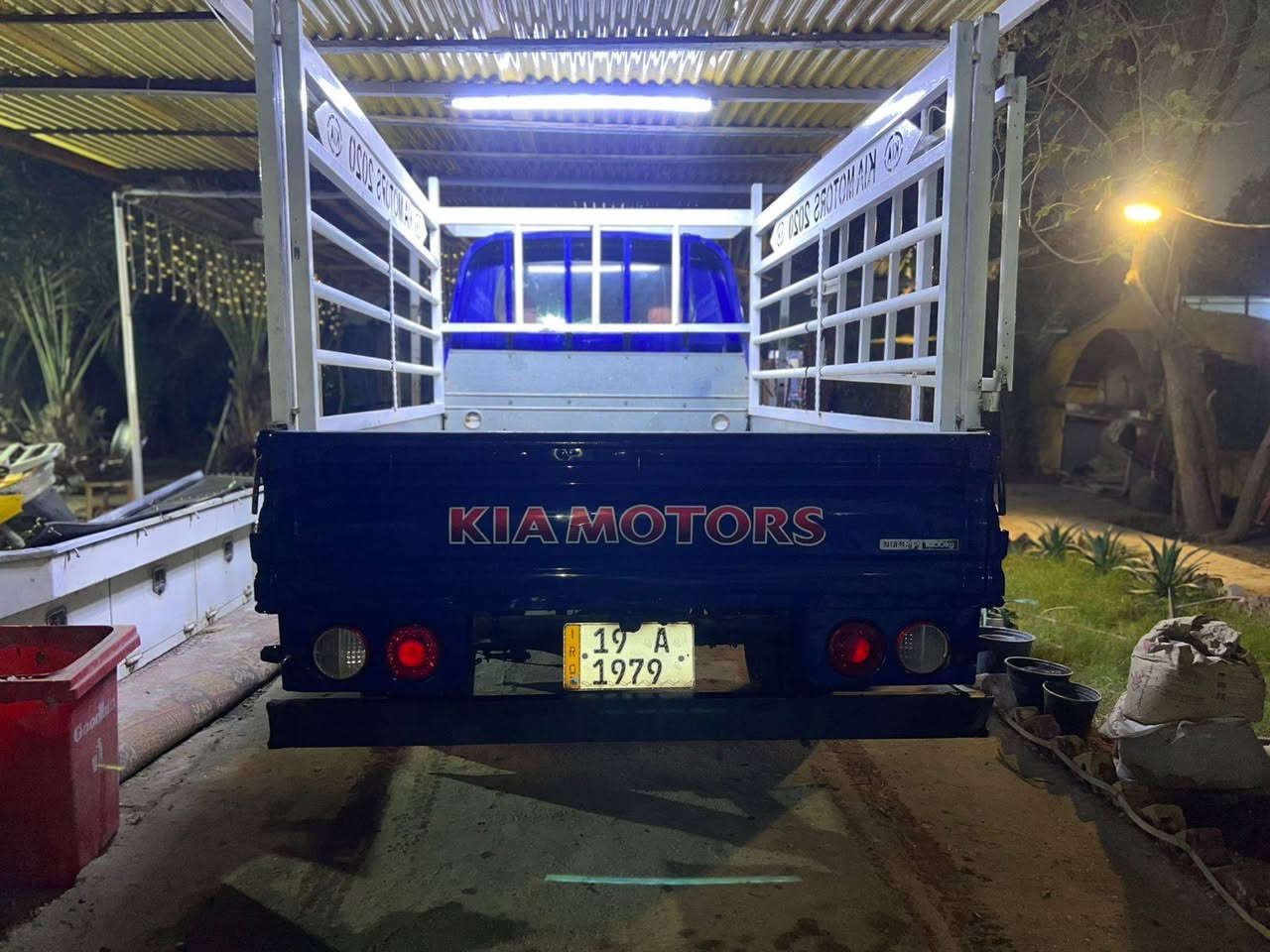 السلام عليكم كيا بنكو 2008 مكينه 3000 مشترك مصبوغه عام جماليه مكينه وكير وشاصي مكفولات رايده ب80 
***********
