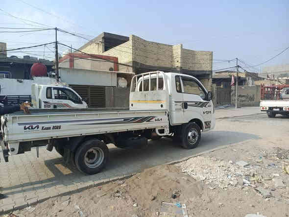 سلام عليكم كيه فحل 13 البيع مكينه جديده تاير خلفي محور 14بيهه رشات صبغ تخم تاير خلفي سعر شده وبيهه مجال رقم بغداد تحويل مباشر ***********
