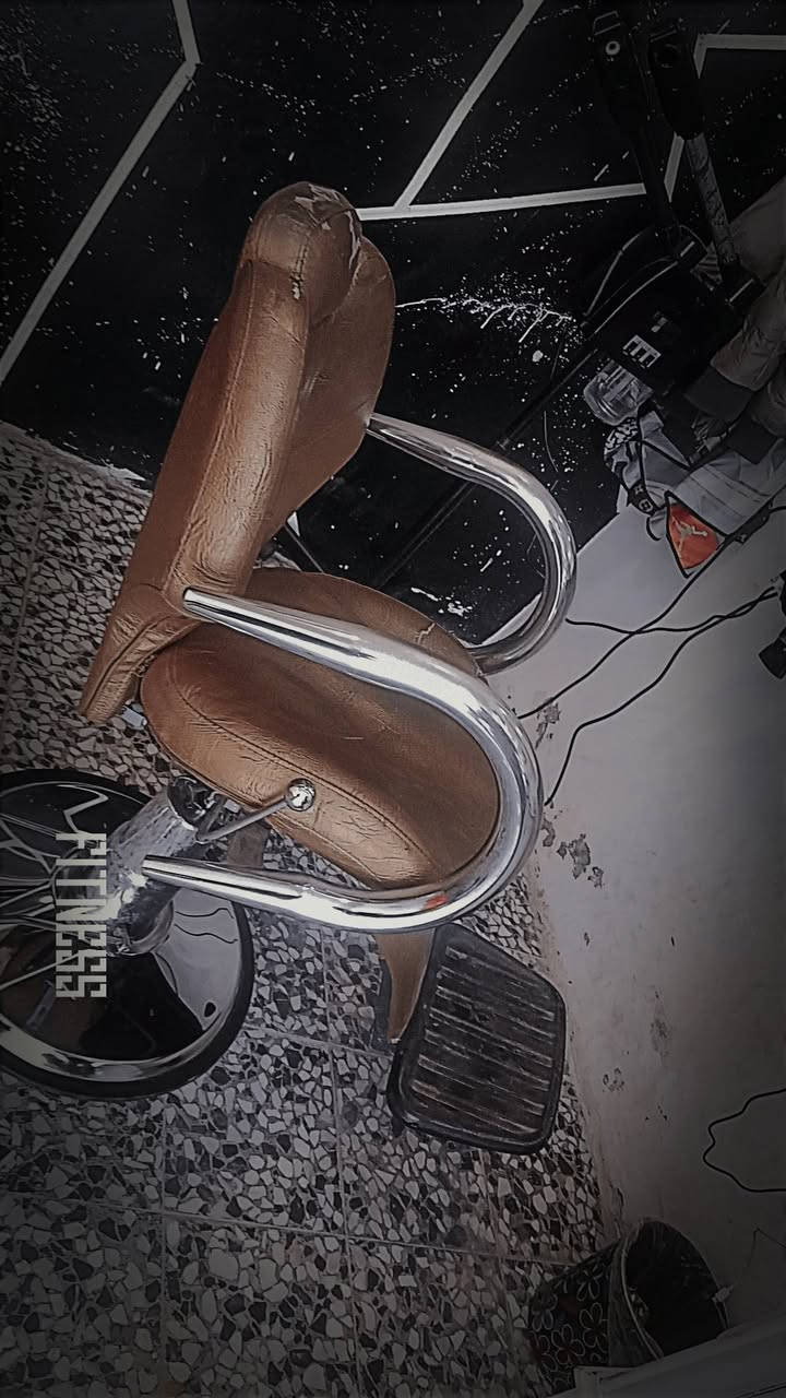 كرسي الحلاقة 200 وبي مجال نجف حي الوفاء رقم الهاتف ***********
