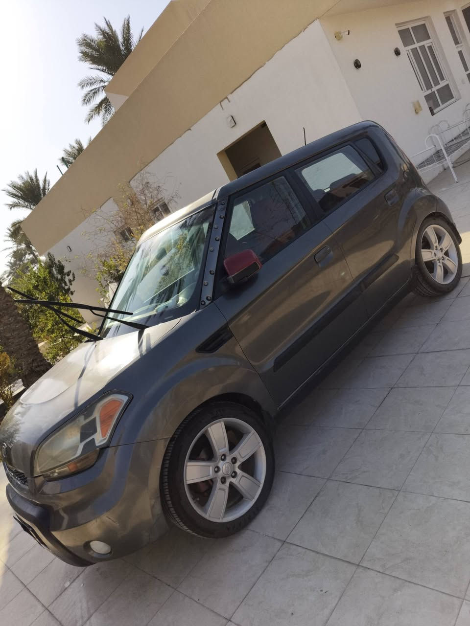 سلام عليكم

كيا صول موديل ( 2010 ) 

محرك  2000 دوش مامفتوح  لاتنقيص ولاتبخير ولانضوح 

تبريد ثلج 

كير و محرك مكفولات وخير من الله 

 فول عده البصمه .  فتحه سقف سلايت تحكم استيرن 4 جهات مانع انزلاق 

أرضية جلد 
ويل كب حجم 18 .. تخم تايرات جدد 

رقم بغداد ألماني 

السياره ليبل واحد مكفوله من التبديل  . 

بيه مكانات صبغ ابيع احزام حتى ما ادوخ المشتري 

مكان السياره بابل 

تفاصيل أكثر الاتصال على الرقم . . 

***********
