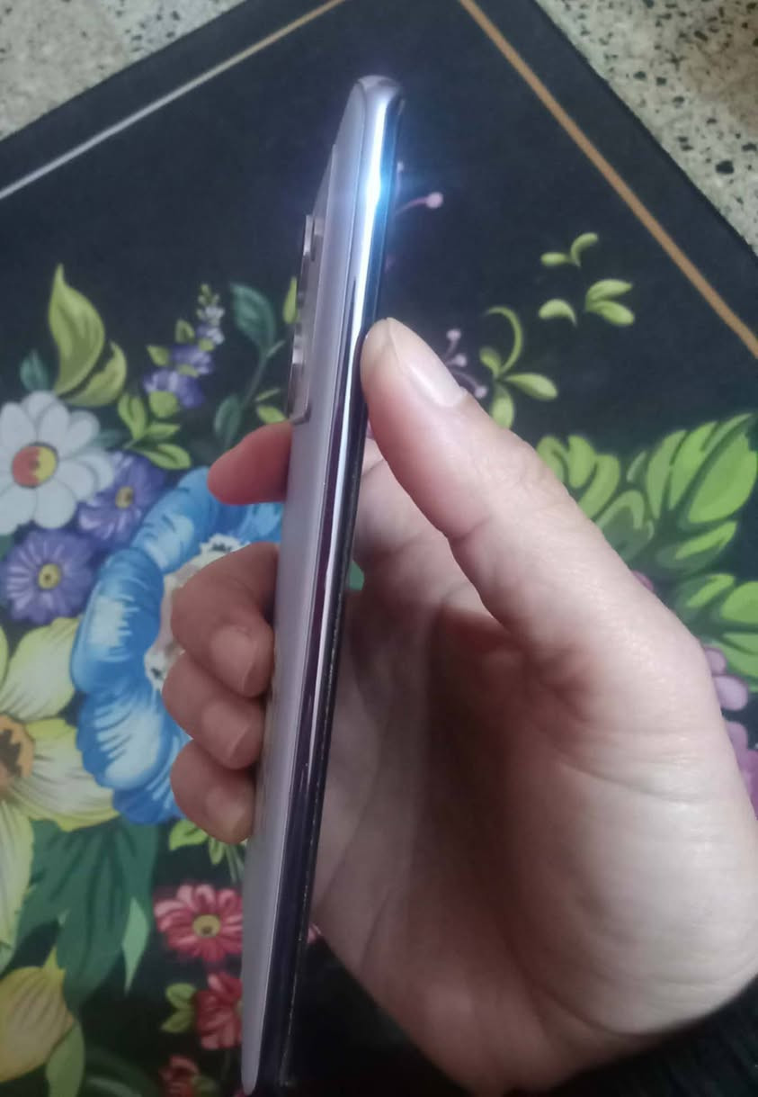 للبيع zero30 5g وحش الانفنكس
ذاكرة 256 رام 12+12
كاميرات خلفية 108 +13+8
كميرة امامية 50
جهاز نضافه 95 %
 كامل غراضه كرتونة +شاحن
سعر 240 قفل

رقم*********** توصيل ماكو
