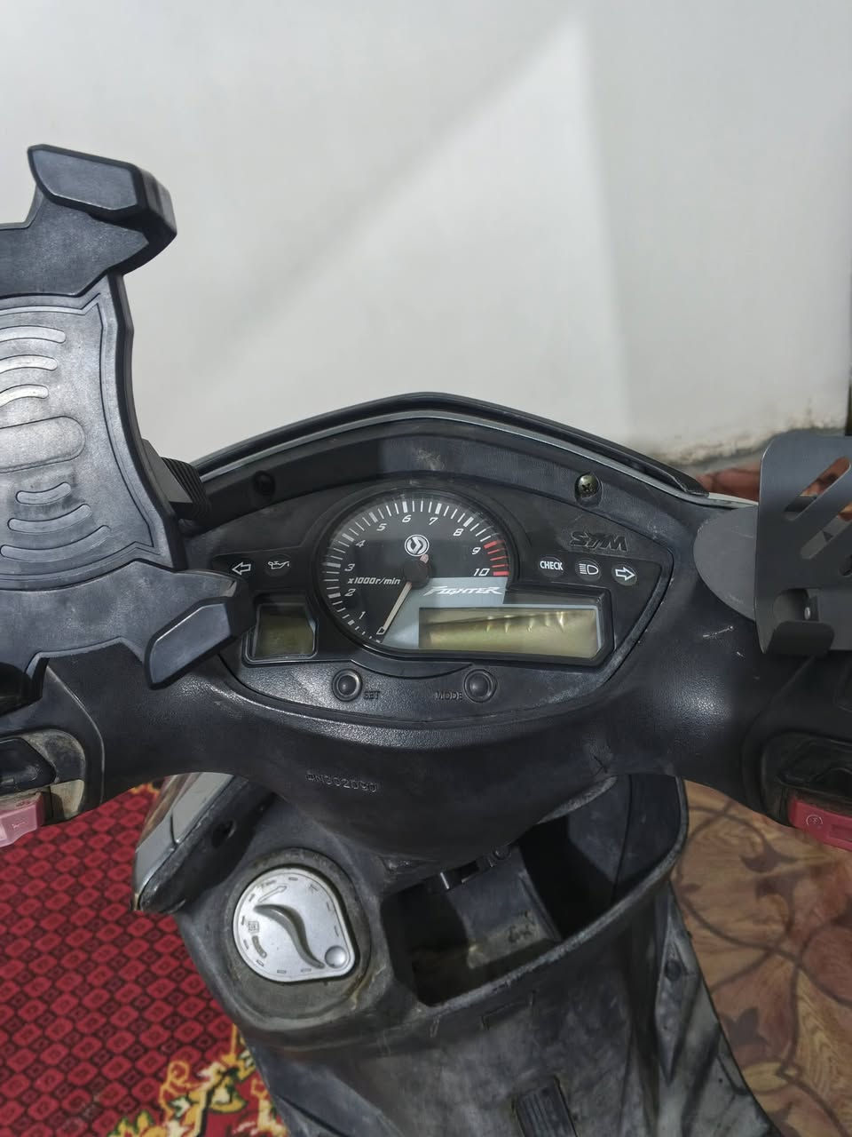 السلام عليكم يوجد دراجه سايم
مرقمه سنويه لل 30 
دراجه كهربايت محرك خير من الله 
ترهم بيع او مراوس حسب القناعه
‏‪***********‬‏
