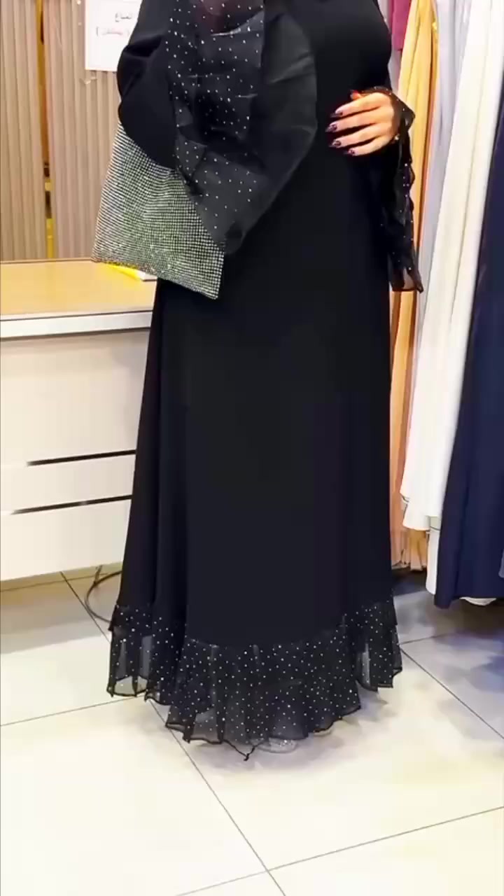 عباية بهالهيبة والسواد ميتكرر 🖤

أناقة هادئة بتفاصيل راقية ♣️
عباية خامة القماش كريب فاخر ولمسة شيفون منقط بستراس تخلي الإطلالة ملكية بكل خطوة 👑😍 

القياسات / S / M / L / XL / XXL / XXXL / 

((#السعر  26 الف)) 
🚘يوجد خدمة توصيل لجميع محافظات العراق ٤ الاف🚘
للحجز والاستفسار مراسلة الصفحه
#عراقيات #عالم_الموضة #جمال #بنات #هدايا


**إذا كنت صاحب هذا الإعلان وتريد حذفه لأي سبب، رجاءا أرسل رسالة إلى الدعم الفني**