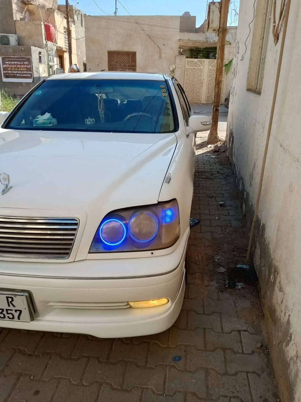 للبيع ملكة كراون
موصافات
4 دكم 
شاصي 75
محرك دي فور كبير
بردة خلفية 
شاشة
استيرن كهربائي
تحكم ستيرن
كشنات 4 كهربائي
ثلاجة خلفية
تحوير نجف
سيارة جاهزة وكارتون ماناقصها برغي
للاستفسار *********** 
125 وبيها مجال
