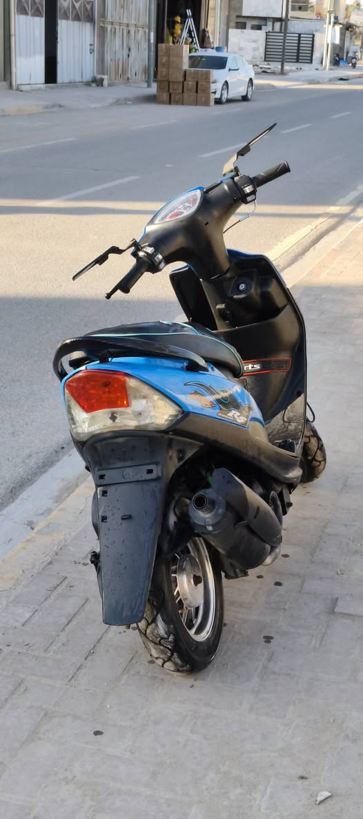 سلام عليكم ماكس عدله دراجه كفاله حلوه نضيفه بـوشه 55 مامجفته ابد مجرد تزويد  نكره سلف بكل وكت دراجه عليها ادامه كامله بس عداد مامشتغل سعر خاص مكاني كربلاء  اي استفسار ***********
