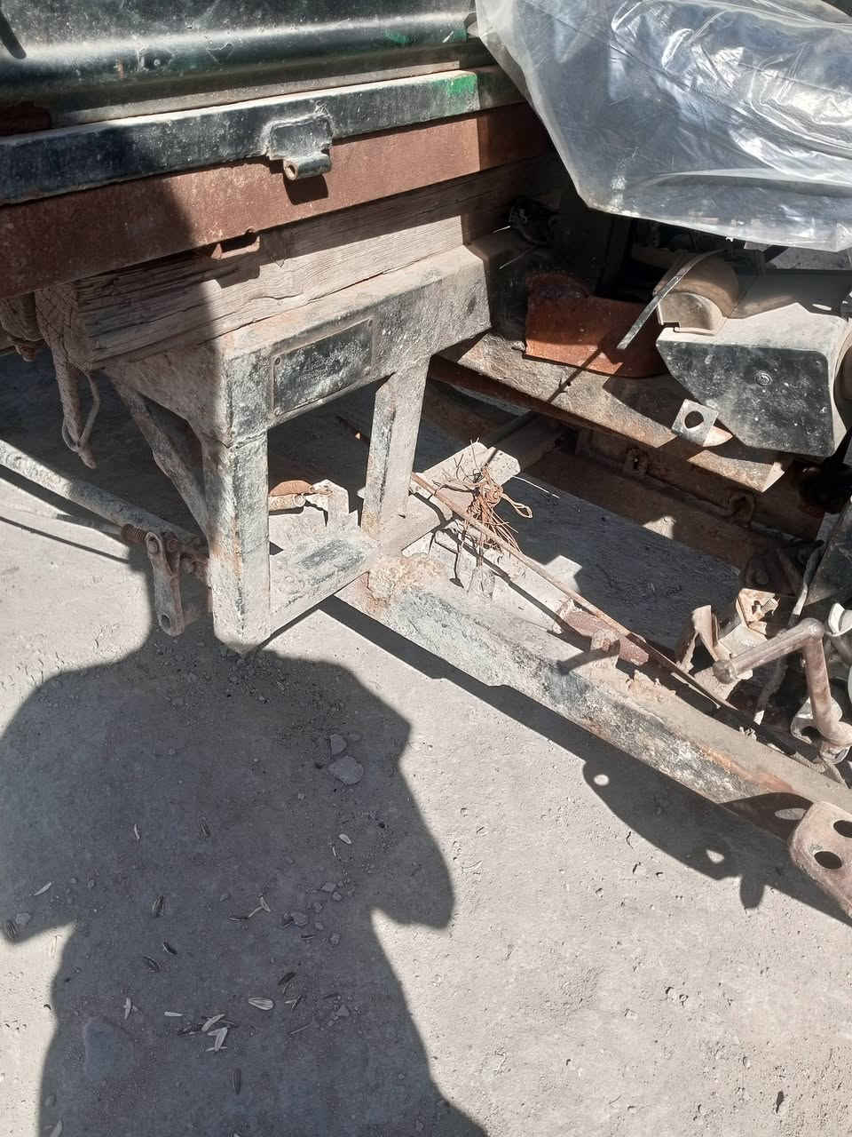 ستوته ادوات مكفوله العنوان البصره حيانيه مكينه جديده بس بيهه لحيم بشاصي تقويه الباقي كله مكفول سعر 500#***********
