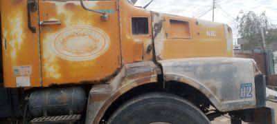 سلام عليكم اللبيع لوري قلاب فالفو موديل 82 مجموعه فراشه كير 4×4 محرك لا تنقيص ولا بخار تجفيت جديد الرقم نينوى تحويل ثاني يوم السعر 18 مليون وبيه مجال العنوان بغداد التاجي اني مكلف بل نشر التصال عله الرقام 
(***********)(***********)
