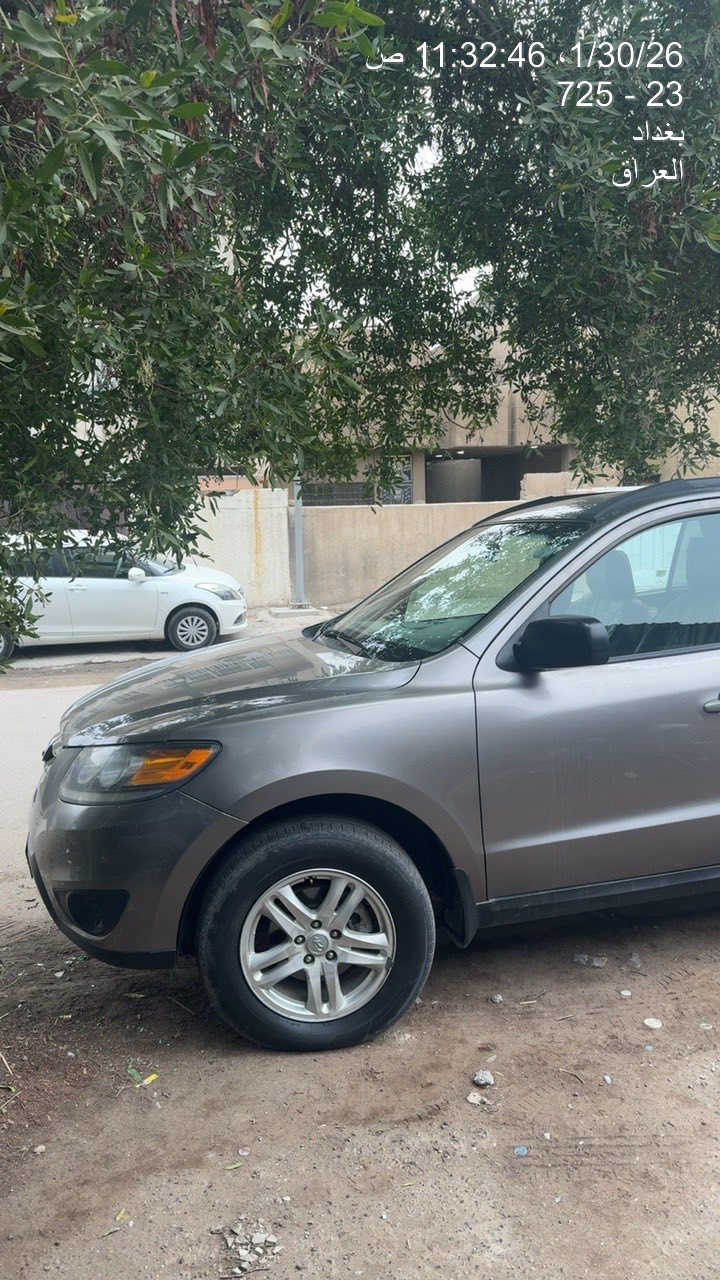 السلام عليكم
سنتافي 2011 محرك 4 دوش 
ماشيه 79 حقيقي 
محرك كير تبريد كفاله 
صور حادث بل منشور 
رقم بغداد الجديد 
السعر 128 $ 
للاستفسار ***********
