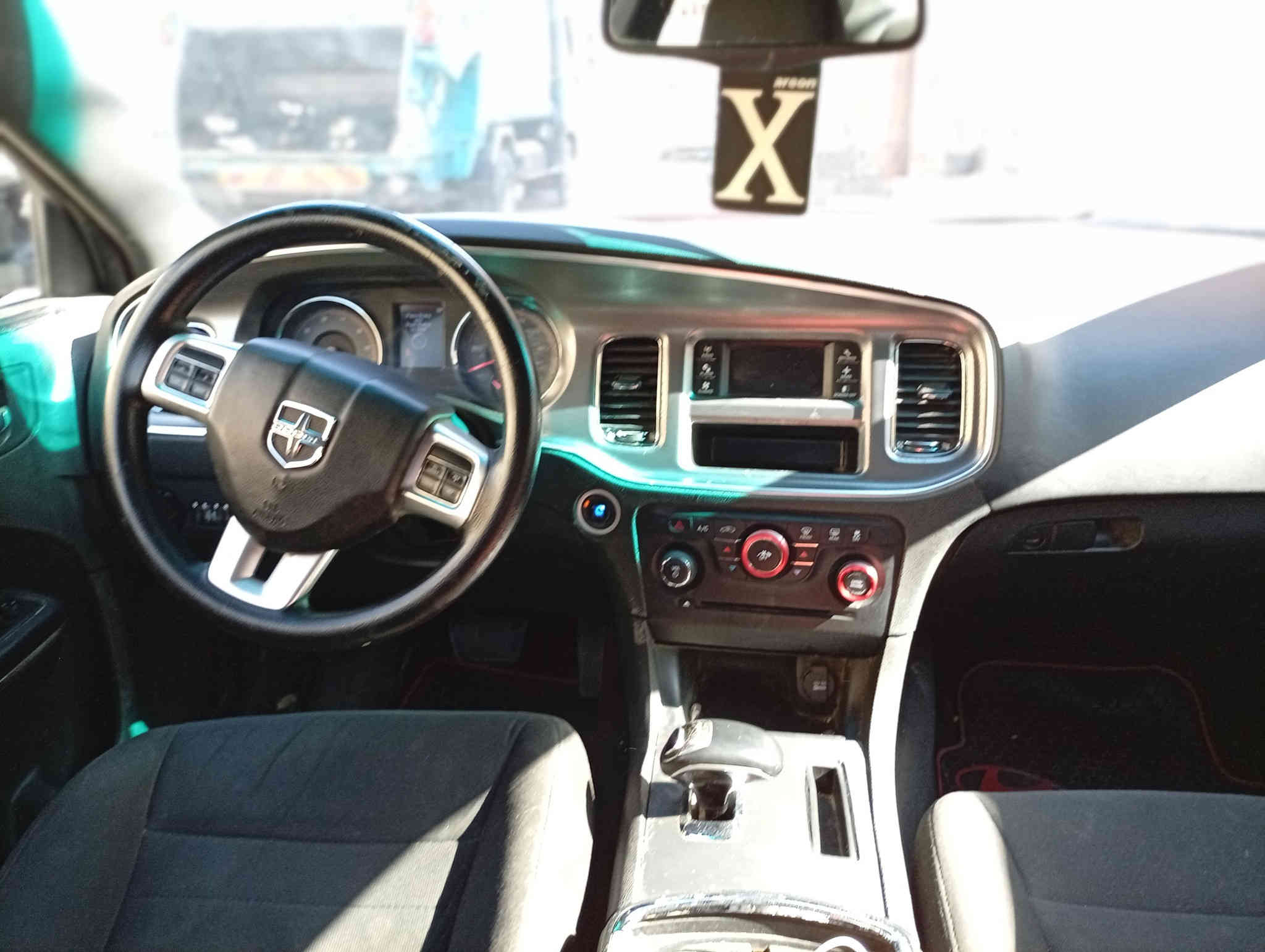 بسم الله جارجر ادوات مديل14 كير ماوس 8نمر محرك3600 متوم طبق الاصل شمالي كص قماره فقط قطعتين تبريد بصمه تشغيل  ويل كب18 باتري جديد سبير شركه تبريد ثلج تدفئ كهربائيات شغاله كلها ماشيه60الف بس السعر60معه مجال ***********
