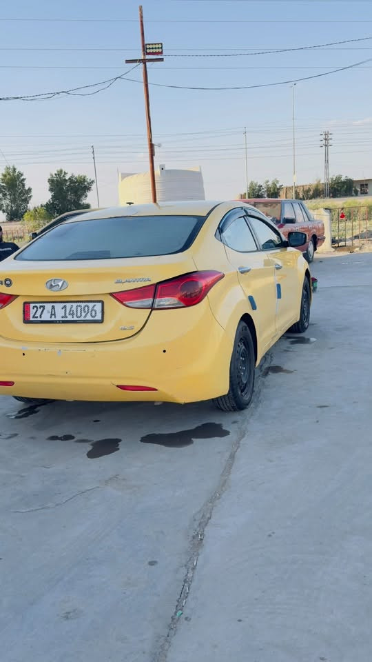 السلام عليكم النترا مضلع مكينه  ٦٠٠ للبيع موديل ١٣ خليجي سياره جاهزه ع الاخير نضيفه مانقصها اي شي نص فول  مكفوله كفاله عامه من العيب الشرعي بيها ملاحضات بسيطه كدام عينك  دواخلها نضيفه تجي تكلب وتشوف  تخم تاير جديد صارلي شهرين من شاده تبريد ثلج سياره لاتنقيص ولاتبخير وبعالفيه ع الياخذها  اتصل وبيك خير وتدلل ***********
