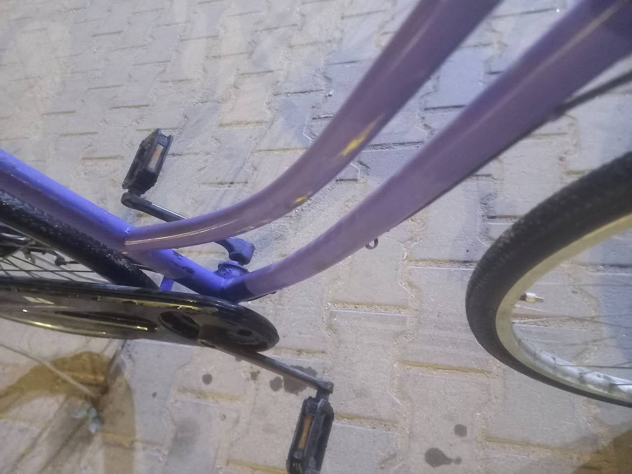 السلام عليكم بايسكل حجم ٢٦ جملغات موجوده يرادله واير بريك وزنجيل ترخي سعره ٥٠ كربله حي العامل ***********

