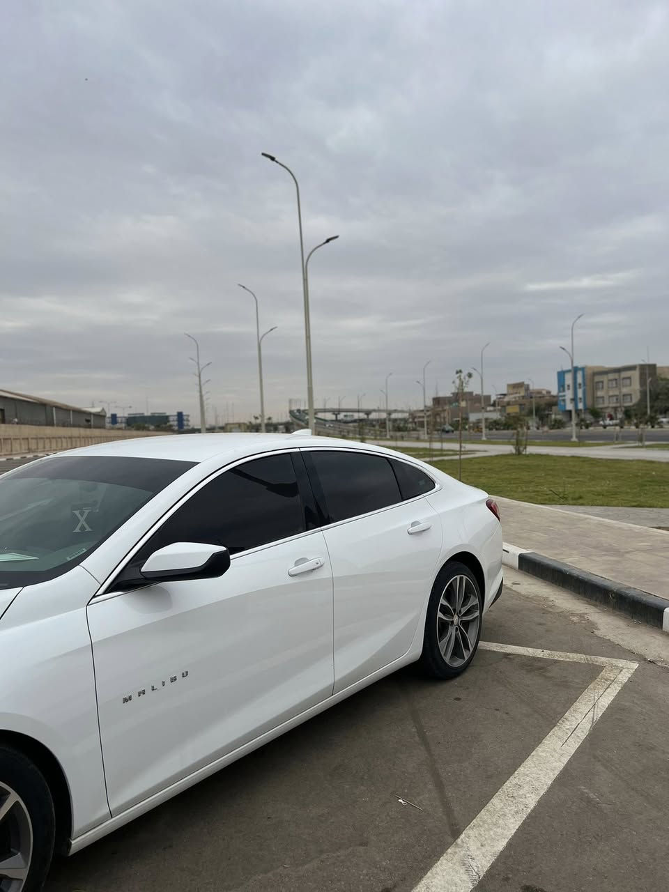 السلام عليكم.
ماليبو 2022 حره بغداد باسمي
حادثه بنيد فقط بدون ايرباك
المواصفات LT
4 بصمات
تبريد قطعتين
تدفئة كشنات وباقي مواصفات الLT
ويل بريمير اصلي
ماشيه50 ميل
بيه كارت بالجاملغ الخلفي اثر شخط
السياره نضيفه بمعنى الكلمه ومعتني بيها كلش
عليها تضليل كامل مع الجامه الاماميه امريكي اصلي
وين ماتعطل ذبهه وتعال اخذ فلوسك😁
السعر137 وبيه مجال قليل
*********** واتساب فقط
