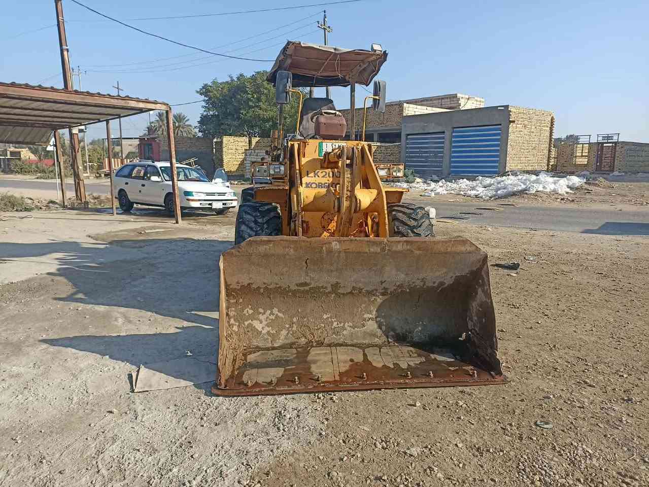 السلام عليكم
شفل كوميكو للبيع حجم 40
جاهز للعمل تايرات جديده 
محرك نيسان 110
اربعه اسلندر 
موديل 91 رقم نجف 
السعر 100
للاتصال 
***********
