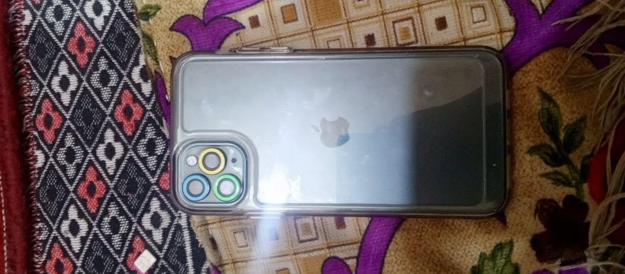 ايفون ١١برو ماكس  جهاز نضيف فقط شاشه مبدله  ام ثلث خيارات الاصليه بطاريه 75 مكان حله لاستفسار خاص


**إذا كنت صاحب هذا الإعلان وتريد حذفه لأي سبب، رجاءا أرسل رسالة إلى الدعم الفني**