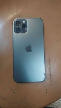 Iphone 12 pro max  256G Bat 100 مبدلة مبدل شاشه  شرق اوسط  مثل ماموضح ...