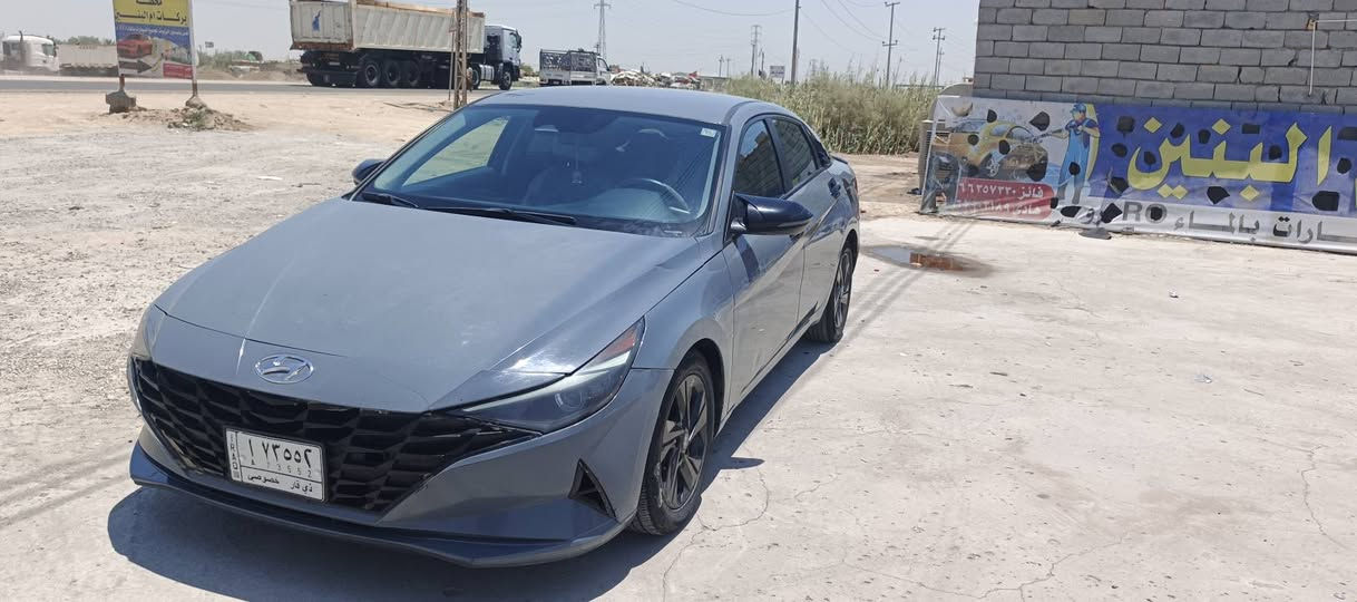 للبيع
النترا وارد امريكي 2021 حادث جاملغ وبنيد فقط
فول المواصفات 
رادرات 360 شاشه جبيره كامره حساسات خلفيه جانبيه تحديد مسار  تبريد ثلج  لايت حاجب led بلوجكتر محرك 2.0 دوش كفاله من الفتح والتبخير والتنقيص والدوانز ماشيه 82 الف
السياره بعده جديده كلش مابيه نقص 
رقم ذي قار معوقين
العنوان الشطره 
***********
