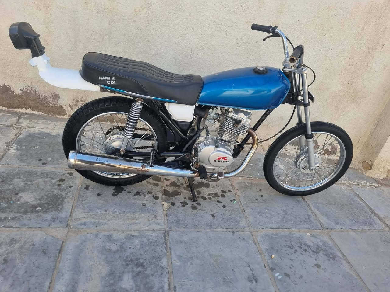 دراجه للبيع تعمير 25 كلك كلك محرك رابيدو مفتوح ولفات غراض كله جديد سعر 500 وبيه مجال مكان ناصريه مركز ***********
