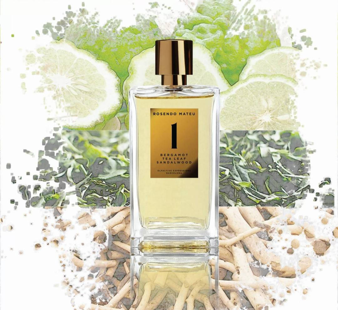 Rosendo Mateu Nº 1 Bergamot, Tea Leaf, Sandalwood Rosendo Mateu
تخيل روحك كاعد بوسط بستان قديم من بساتين الشمال ويه اول خيوط الفجر والندى بعده يغازل الورق هذا مو مجرد عطر هذا قصة بدت بأنامل المصمم العالمي الراحل روسيندو ماتيو اللي حب يخلي اول ابداعاته رقم واحد عبارة عن رحلة للروح والذاكرةمن تفتتح العطر راح تحس برشة الحمضيات والبرغموت اللي تشبه ذيج النسمة الباردة اللي تمر على وجهك وانت تمشي بين الاشجارشويه وتبدي تظهر ريحة ورق الشاي الخضراء الصافية كانما كاعد تشرب استكان شاي مهيل بوسط الخضار ورايحة البال عندك واصلة لابعادهاوالفخامة الحقيقية تكتمل بنهاية القصة من يستقر العطر على خشب الصندل الدافئ هنا تحس بالثقل والرزانة كانما البستان صار ملكك وحدك وصوت الهوى يهمس باذانك عن سر الاناقة والجمال معنى الاسم رقم واحد هو البداية الحقيقية والنقاء اللي ميتكررعطر للي يدور شي بارد لنهار صيف الاهب اللي تترك اثر بكل مكان يمر بيه روسيندو ماتيو رقم واحد هو هدوء البساتين وفخامة القصور 
متوفر تقسيم باحجام مختلفة 
3-5-10-20مل لتجربة 
#أبو_إلياس #عطور #عطور_فخمة #عطر #ذوق #هيبة #ثبات #فوحان #برفان #perfume #luxury #fragrance #viral #fyp #اكسبلور


**إذا كنت صاحب هذا الإعلان وتريد حذفه لأي سبب، رجاءا أرسل رسالة إلى الدعم الفني**