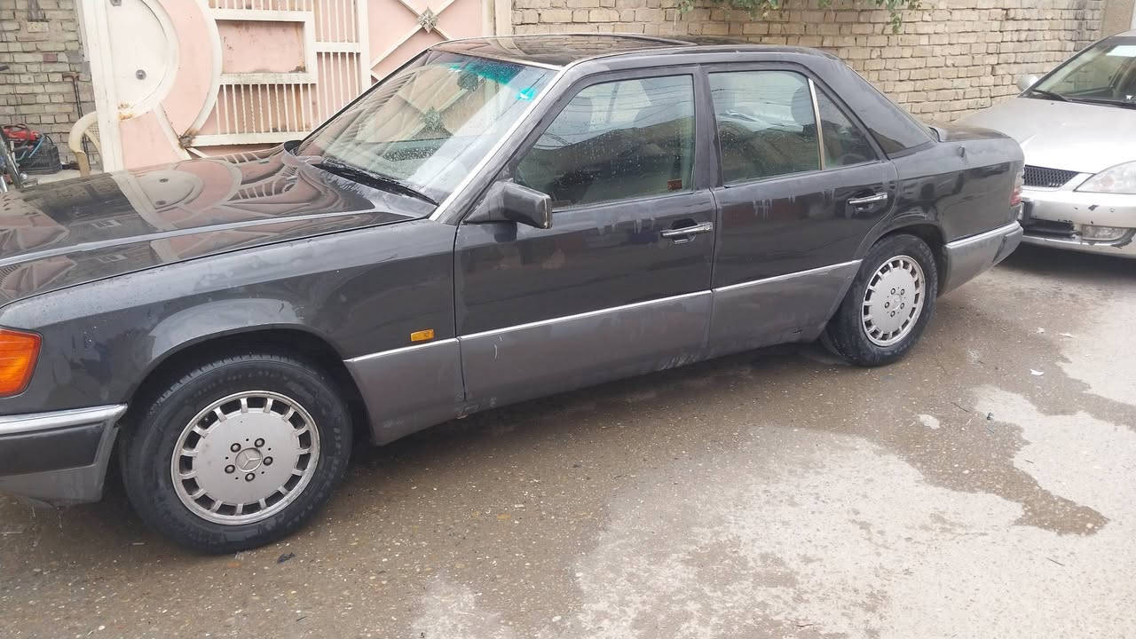 بسم الله الرحمن الرحيم 
للبيع سياره مرسدس دب موديل ١٩٩٣ بغداد خصوصي ١٩٤٠ ار 
رقم مميز باسمي محرك ٢٢٠
اربعه سلندر رقم الهاتف 
***********,بغداد الشعب باسمي رقم جديد وغير مشموله بالهزه
