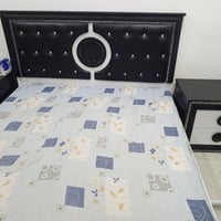 غرفة نفرين • ٤ قطع • ميز مراية ناقص
