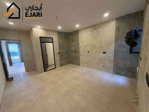 اعلان ايجار 
Ejari  إيجاري 
يوجد وحده سكنيه في منطقه حي الخضراء قرب العامريه طابق اول فوك الارضي مستقل مساحه ١٥٠ متر بناء حديث غير مسكون 
تحتوي غرفتين نوم +صاله +مطبخ +حمام عدد2 +مخزن 
للاستفسار ***********
اذا مهتم بالسعر اكتب رقم 4  سوف يتم الرد عل الخاص 
نقدم خدمه  اداره العقارات جميع مناطق بغداد في حاله انك مشغول او امسافر وماعندك وكت اتابع البنايه او اي عقار يمنه الحل ايجاري بديل 
يلبي طلبك وانت مكانك بطرق حديثه 

او زيارتنا الى موقع الشركه في حي الجامعه الفرع مقابيل كليه الاداره والاقتصاد فرع مدرسه المباهج👇
 https://maps.app.goo.gl/uwkk4QPYd5EgivjP8?g_st=iw

 للمزيد من العروض يمكنكم الانضمام قناه التلكرام👇
https://t.me/omarEjari

وتساب 👇 فقط رسائل 
https://iwtsp.com/9647710000680

 التيك توك 👇
https://www.tiktok.com/@ejari86?_t=8V089pzmx7t&_r=1

 قناة  YouTube 👇

https://youtube.com/channel/UCPxpJjtiuOb1RoTmh_X9cZQ

#iraq #baghdad #kurdistan #iraqi #تجاري #property #investment #openhouse
#propertyinvestment #luxurylifestyle #apartment #sold #rent #apartments
#عقارات_المنصور #للايجار #ايجار #مجمعات #شقق #إيجاري #الجامعه #القادسيه #الجادريه #اليرموك #الداوودي #تجاري  #الداوودي #كراده #الجادريه #بغداد
