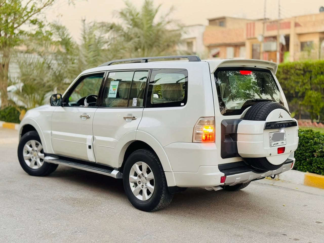 فول ١/١ حبتوري السياره مكفوله من الضربة والصبغ  والتبديل ومحرك كير صدر كله جاهز وخير من الله 

(ماشيه 93الف )

 (الموصفات فول1/1. )

فتحه 

كشنات جلد اصلي 

دبل كشن كهرباء 

دمام حبتور 

فول تحكم استيرن 

سيدي جنجر ٦ اقراص 

زراك لايت 

لايت زنون 

محرك 6 سلندر 3500

فورويل دفع رباعي 4x4 

٧ راكب 

ويل ١٧ تخم تاير جديد 

مري شفط وترحيب حبتور 

٨ ايرباك 

حساس خلفي اصلي 

كامره خلفيه 

مرايه عاكسه 

السياره جديده

       ( رقم بغداد دولي جديد بسمي)

السيارة جاهزة مجهزة بدون اي نقص 

مكان السياره بغداد

الاستفسار على الرقم ‭0771 547 7730‬

ممتواجد على النت الرجاء الأتصال فقط
