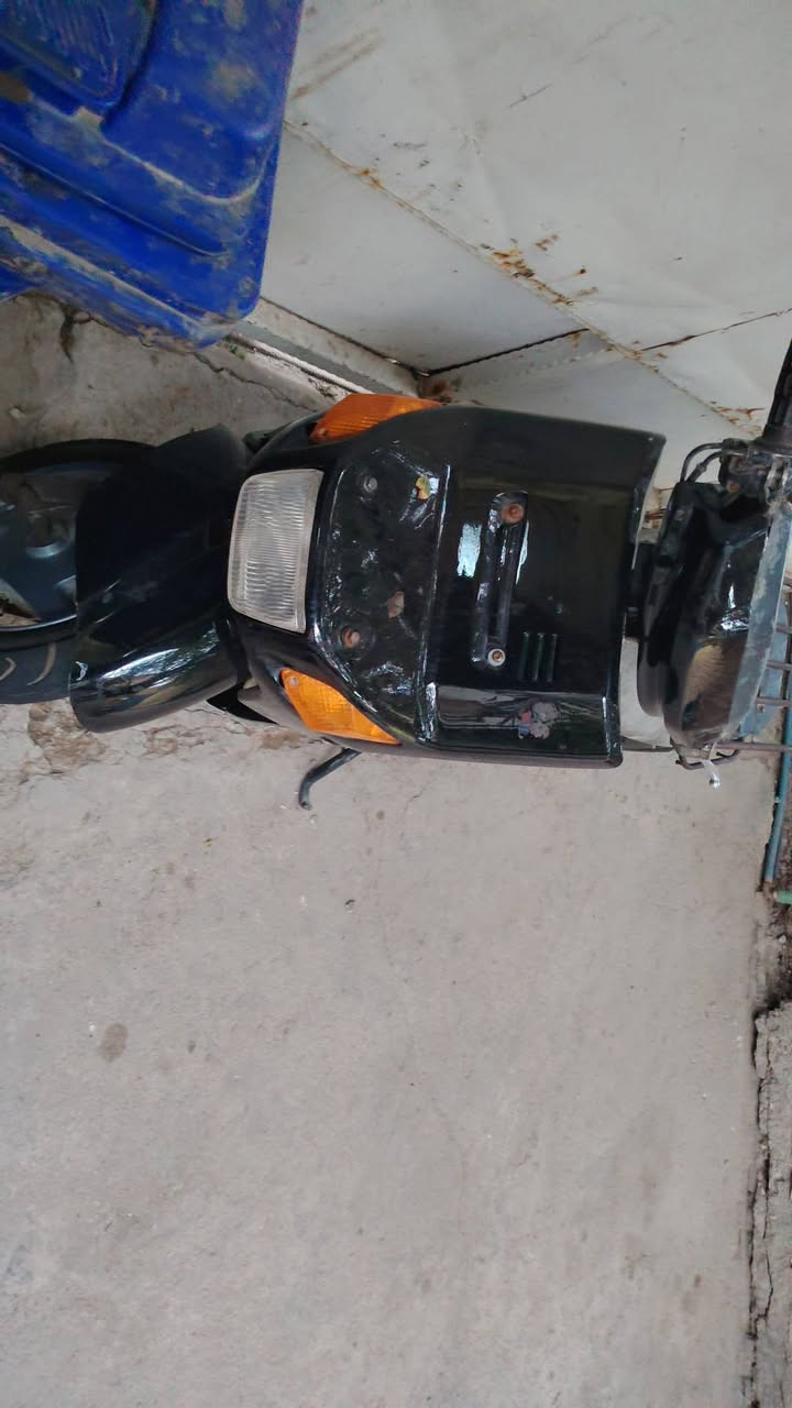 للبيع دراجه بيكم السعر ١٥٠ العنوان بغداد /حي السفير الدراجه شغاله وتمشي ابيعلك كوم حديد


**إذا كنت صاحب هذا الإعلان وتريد حذفه لأي سبب، رجاءا أرسل رسالة إلى الدعم الفني**