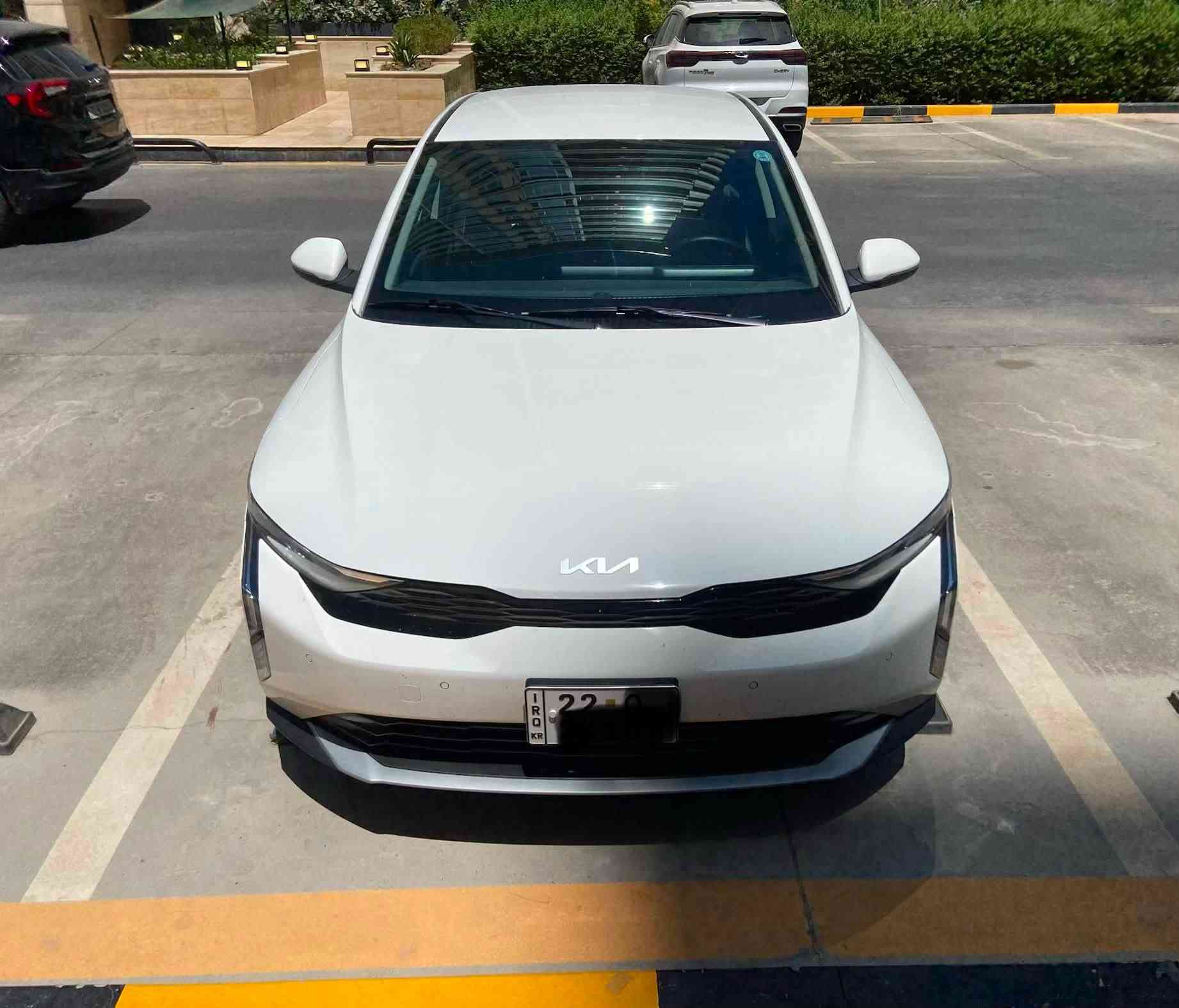 كيا  K3 Kia  2025 مكسيكي NIM
بصمة ويل كبير ،بصمة ابواب، جنطة ذكية 
عداد السيارة // 10900 km يعني 11 الف 
بكارت الضمان تبديل زيت وفلتر بشركة اكدال نفق الشرطة
بعد بيها 2 تبديلات زيت وفلتر مجاني وكارت الضمان موجود بالصور 
السيارة كفالة عامة 
رقم اربيل تحويل وكالة ،شرط الغرامات
السعر //156$ 
الهاتف // ***********
عنوان السيارة // العطيفية .جامع براثا
