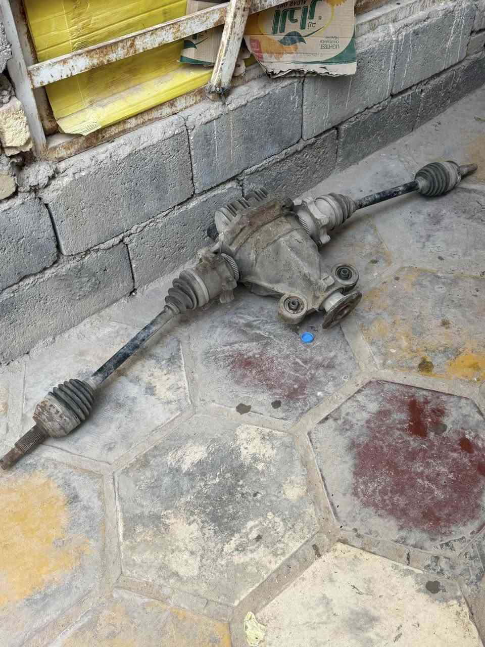 اكسن بافندرمع الشفتات بحاله جيده للبيع ***********
