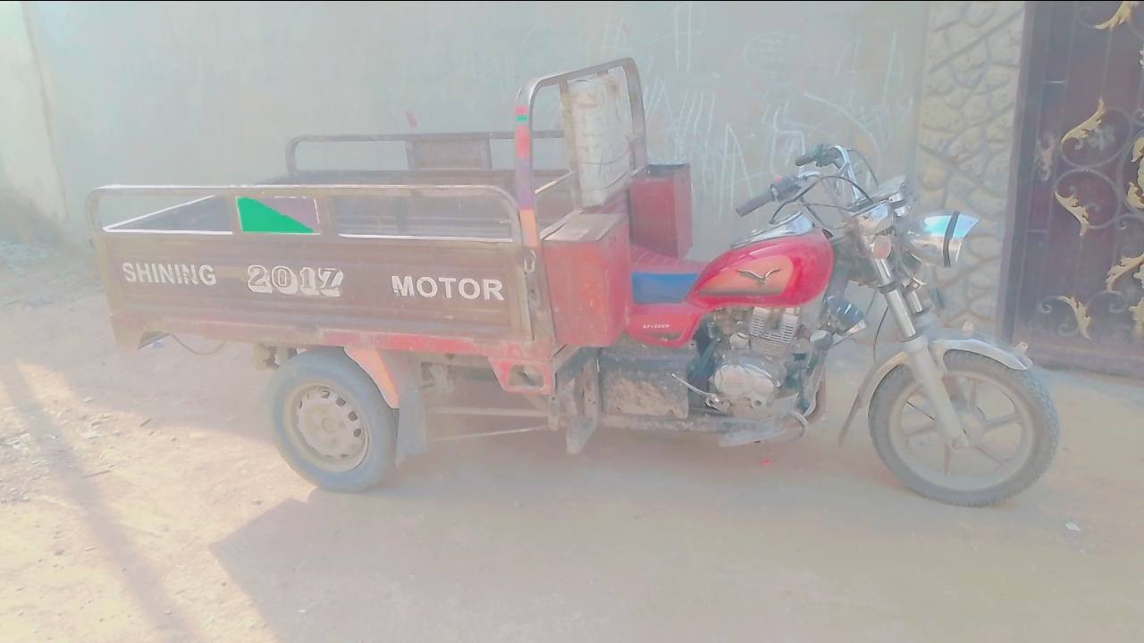 سلام عليكم  ستوته موديل 17 محرك جديد موديل 22 اوراق أصولي ركبه مكفوله كهربائيات كله شغاله نكرة سلف مكاني سدة الهنديه السعر 900 وبيه مجال قليل وهذا رقمي ***********
