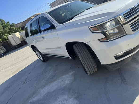 عندي تاهو بيع او مراوس ٢٠١٧ اعلى فئة فول مواصفات للأخير السيارة جكات كهربائية بدون حادث وارد كندي رقم بغداد
سعر سيارة ٣٤ الف دولار وبيه مجال يعني ٣ شدات ٤٠ ورقة 
سيارة ماشية ١١٧ ميل ***********
